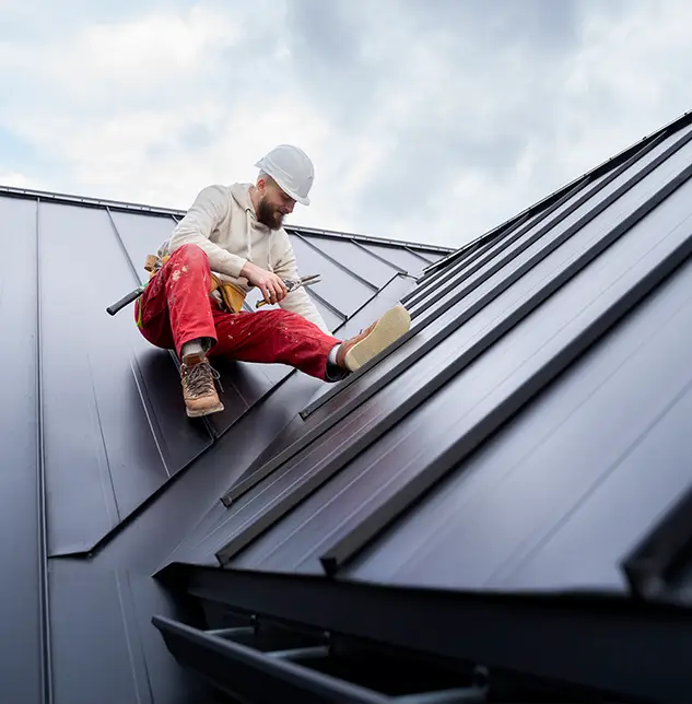 Reliable Roof Eaves Repair Company in Huntley, IL: Protecting Your Home's Edge
