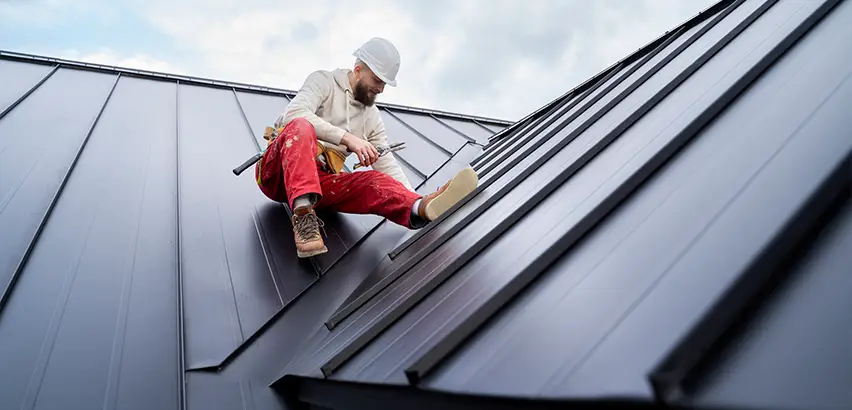 Professional Roof Valley Installation Services in Huntley, IL