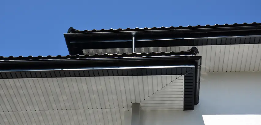 Box Eave Construction in Huntley