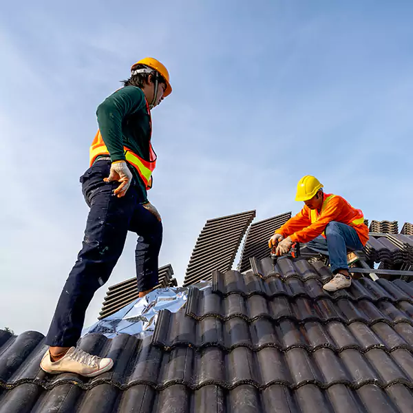 Why Huntley, IL Property Owners Trust Huntley Roofing Pro for Emergency Roof Repair?