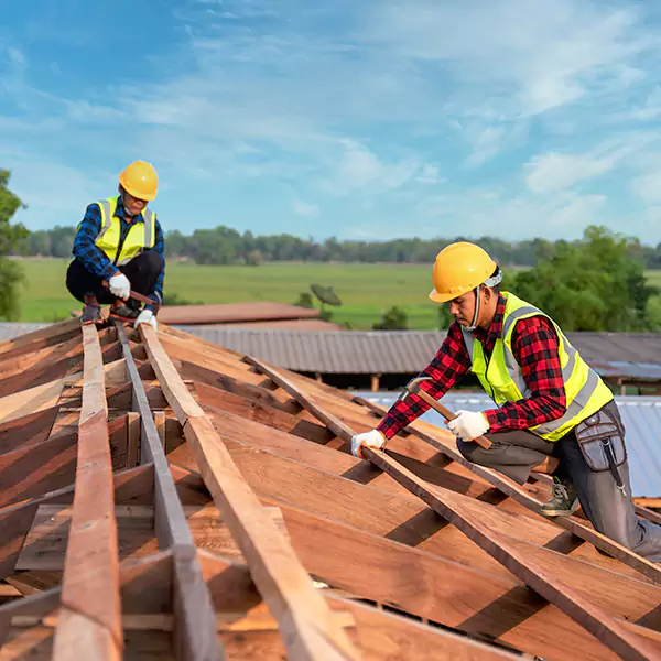 Why Huntley, IL Property Owners Trust Huntley Roofing Pro for Garage Roof Replacement?